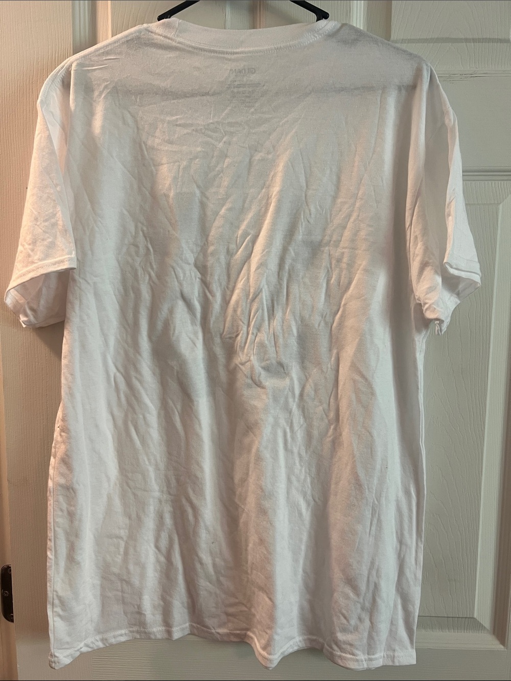 Gildan White Mama Tee with Black Lightning, Checker & Script Graphic - Picture 3 of 3